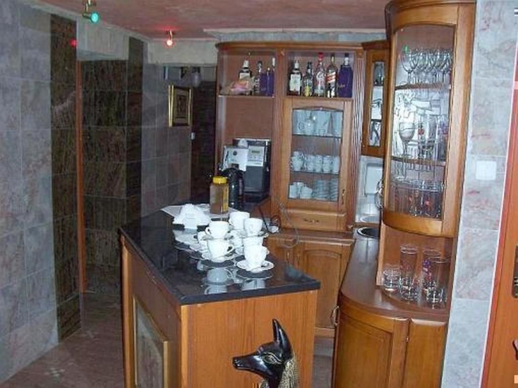 Апарт-отели Hotel Faraon Кельце-35