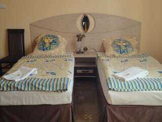 Апарт-отели Hotel Faraon Кельце Двухместный номер с 1 кроватью или 2 отдельными кроватями-10